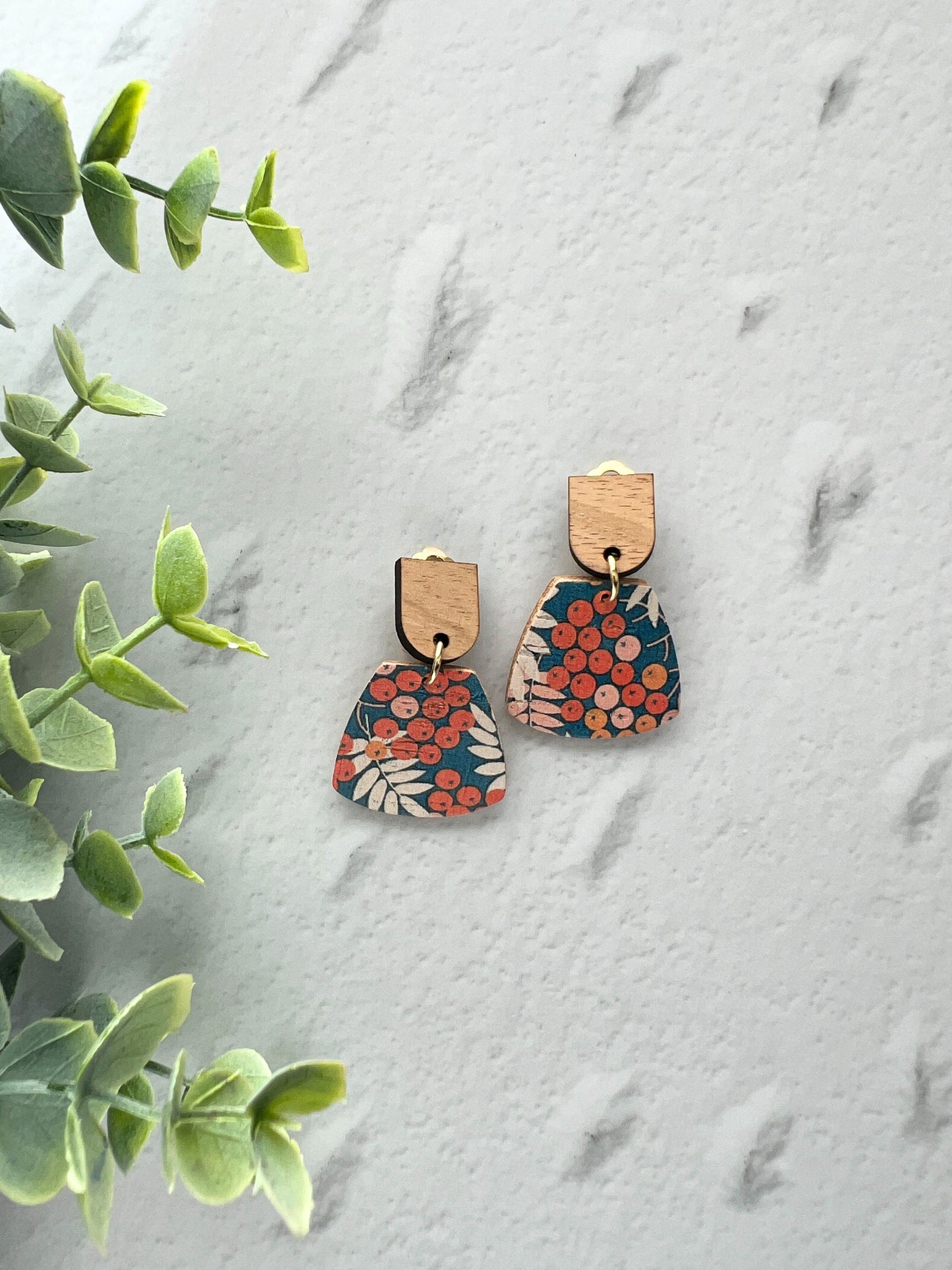 Aspen - Petite Clip On Dangle Earring