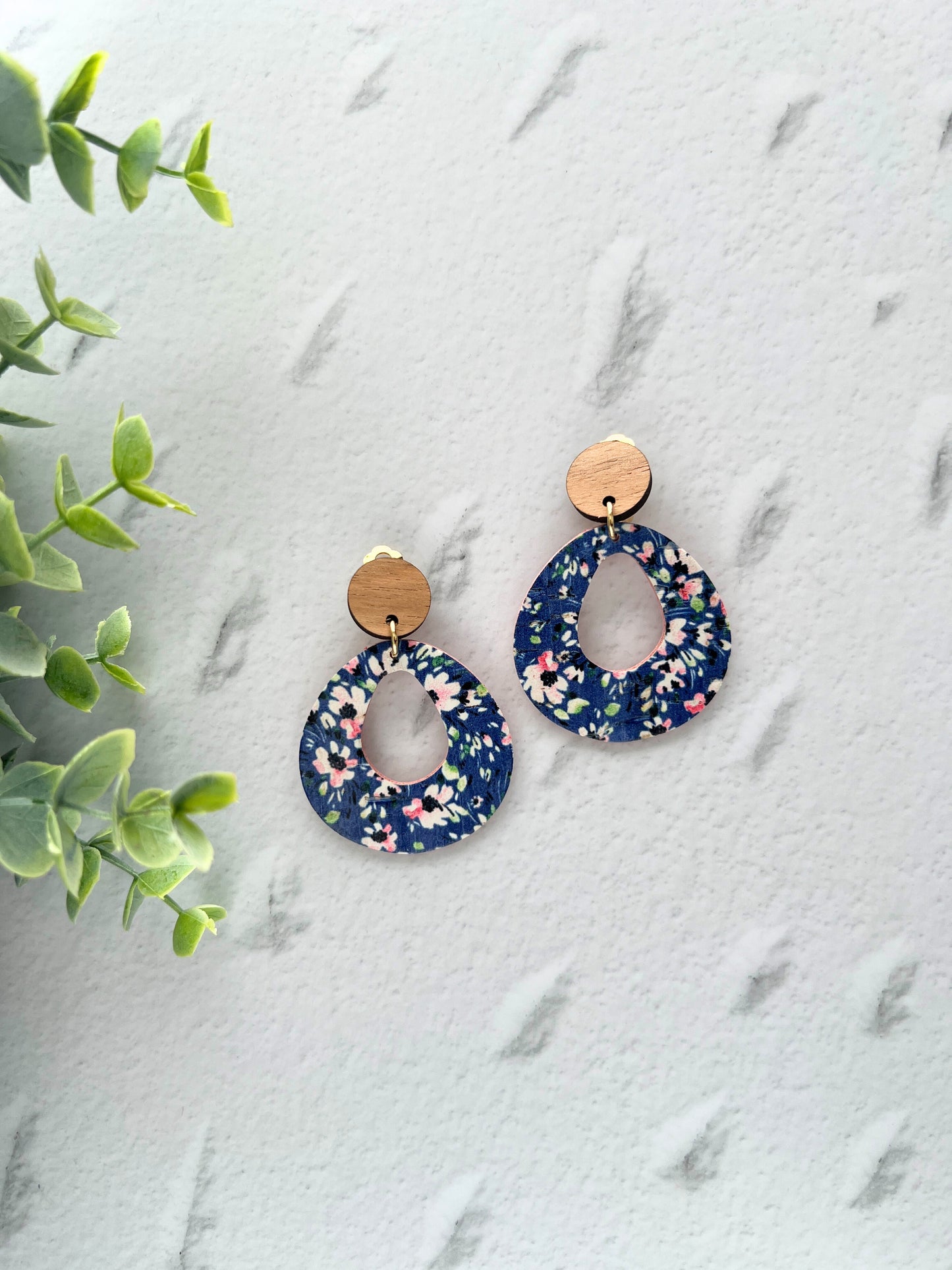 Caralie - Large Circle Cut Out Clip On Dangle Earring