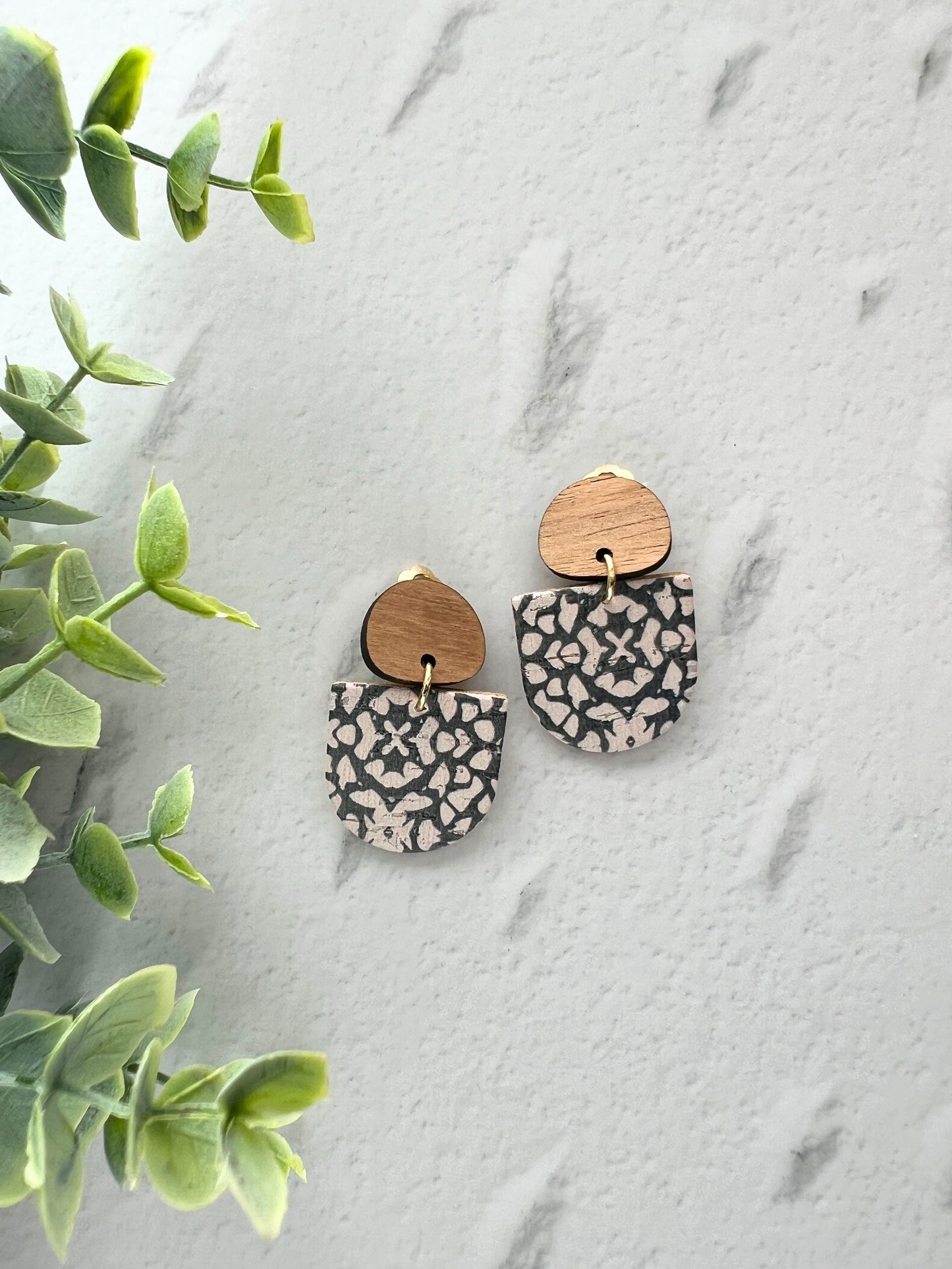 Maisie - Petite Dangle Clip On Earring