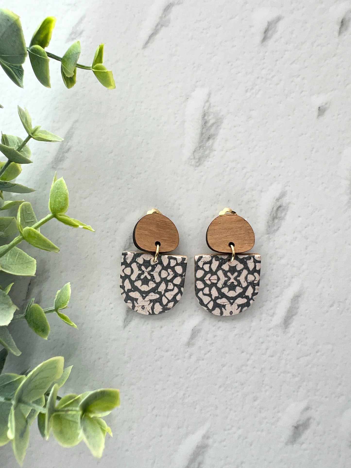 Maisie - Petite Dangle Clip On Earring