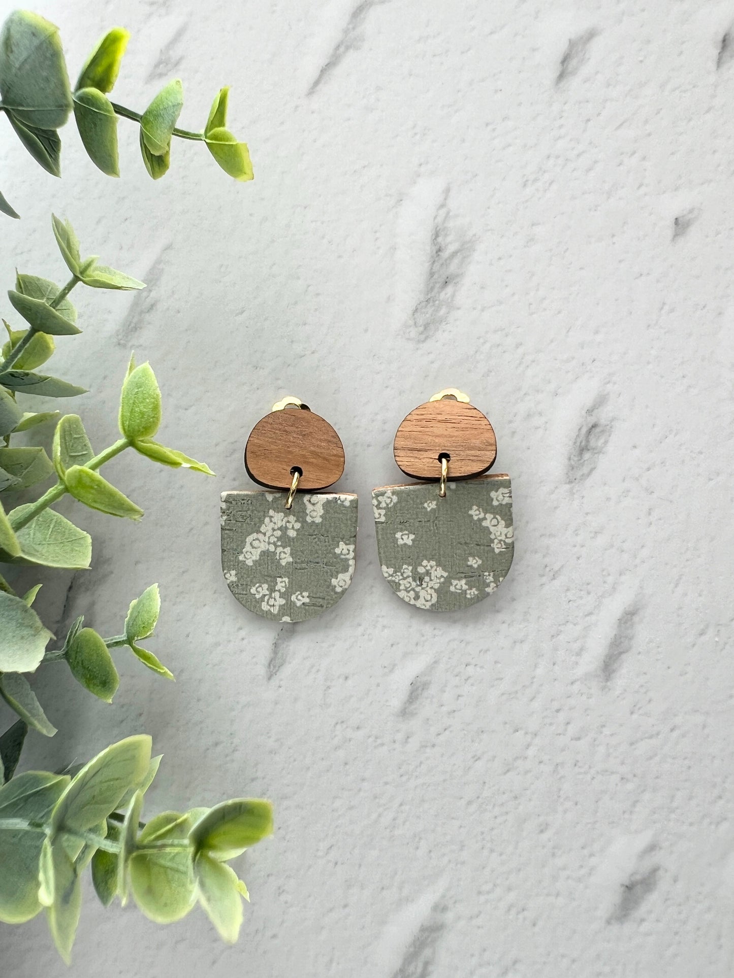 Maisie - Petite Dangle Clip On Earring