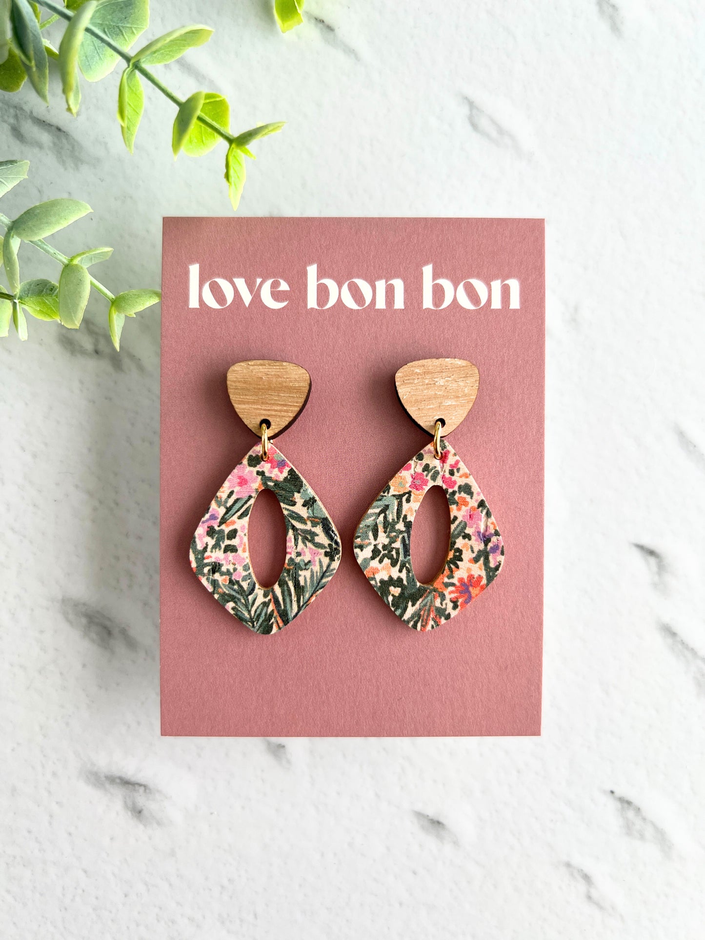 Noa - Curved Diamond Cut Out Dangle Earring