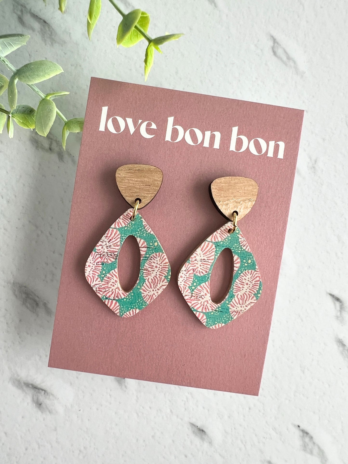 Noa - Curved Diamond Cut Out Dangle Earring