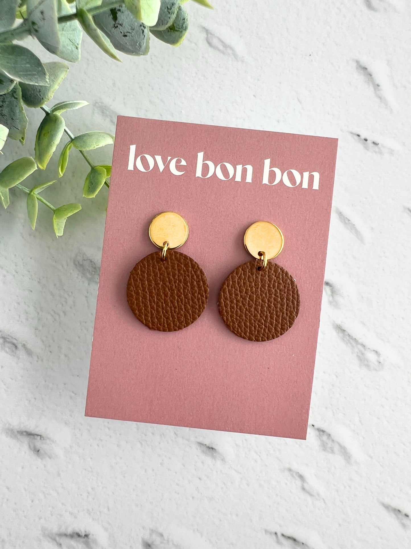 Quinn - Circle Dangle Earring - Milk Chocolate