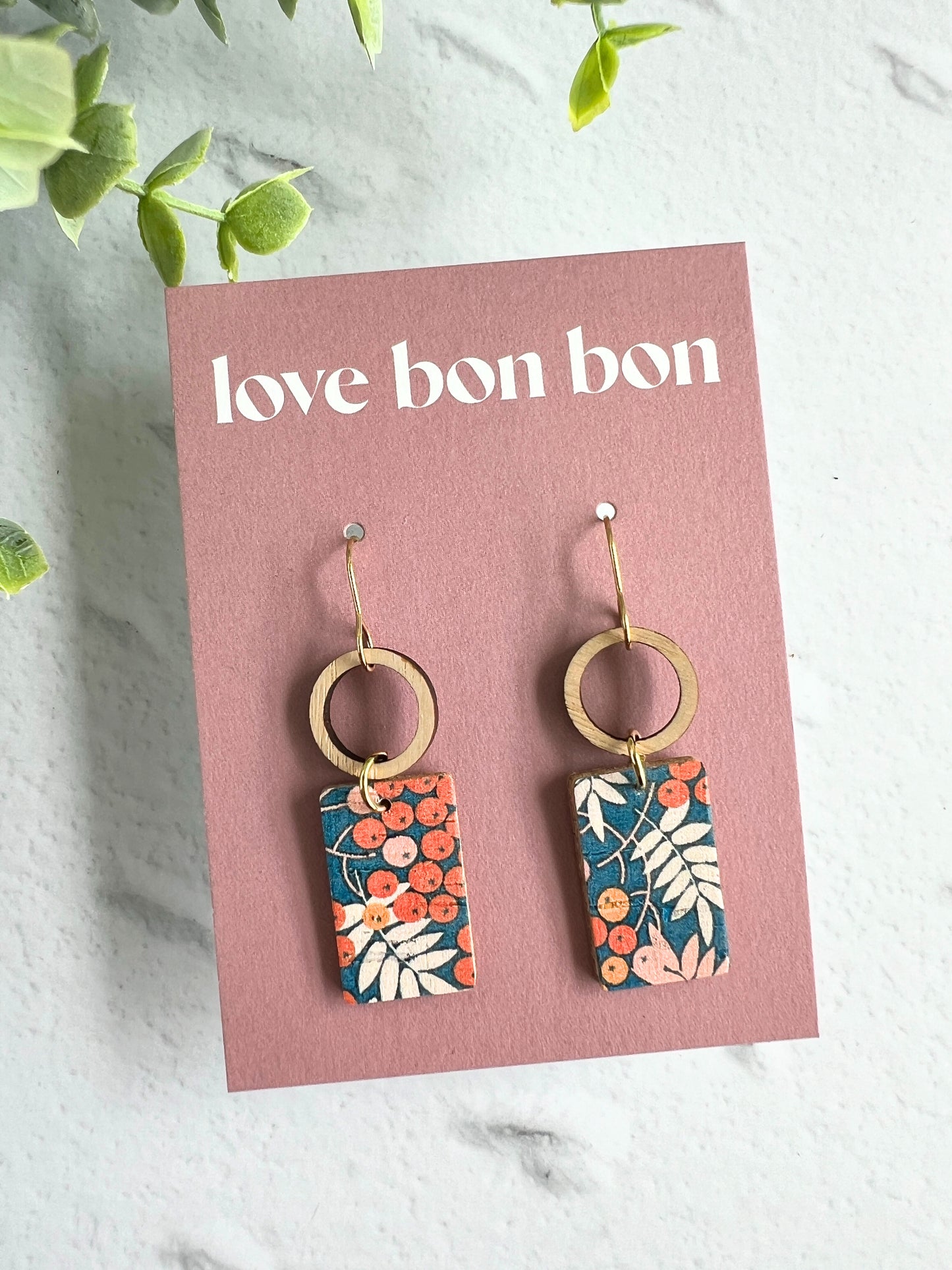 Tay - Wooden Circle & Rectangle Dangle Earring