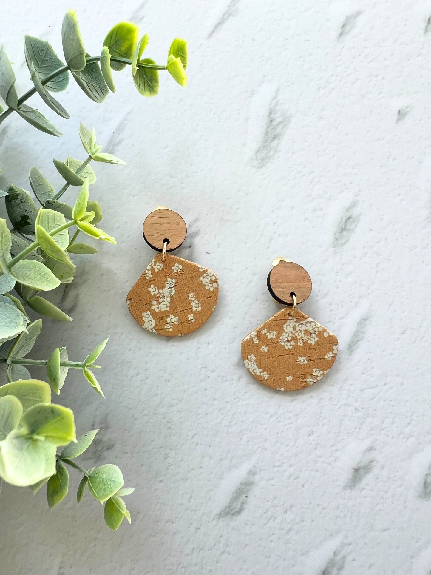 Thandie - Dangle Fan Clip On Earring