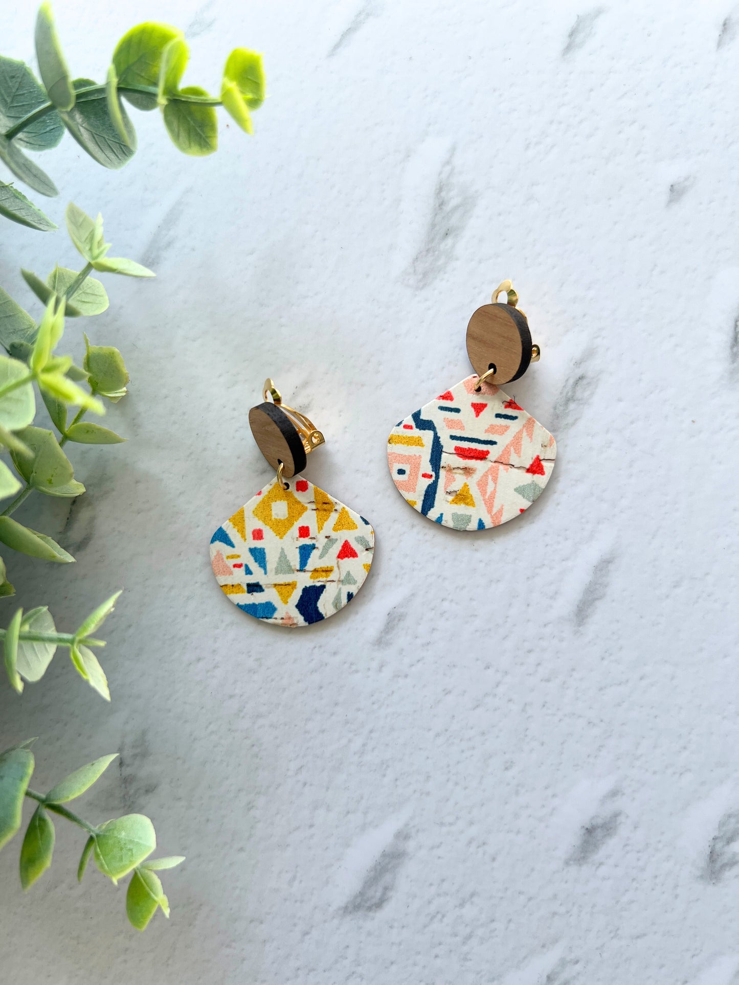 Thandie - Dangle Fan Clip On Earring