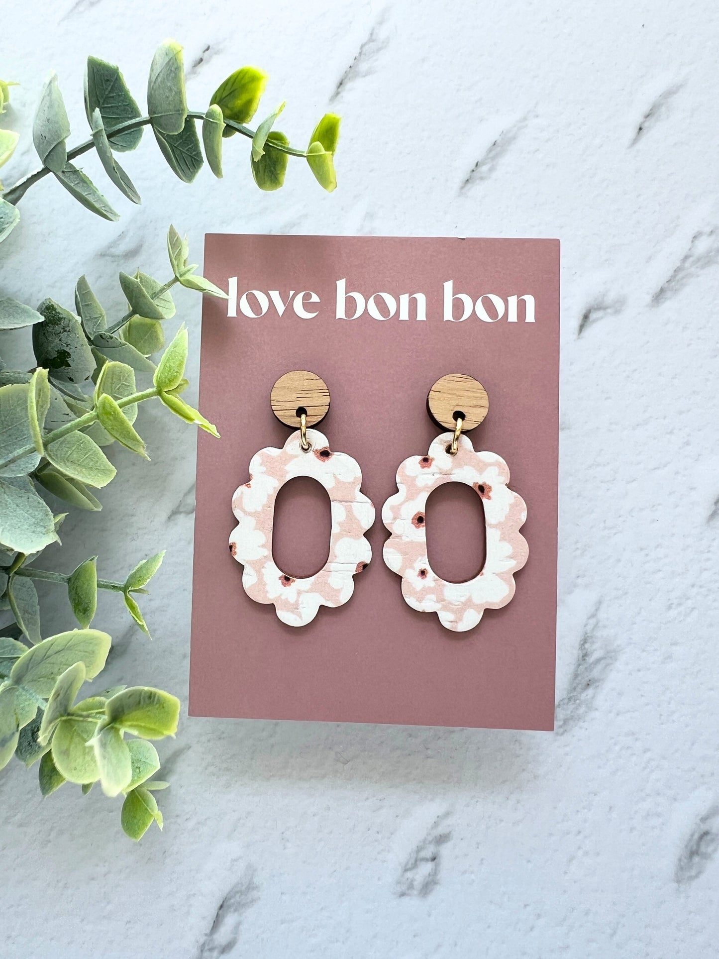 Thea - Oval Cut Out Scallop Dangle Earring