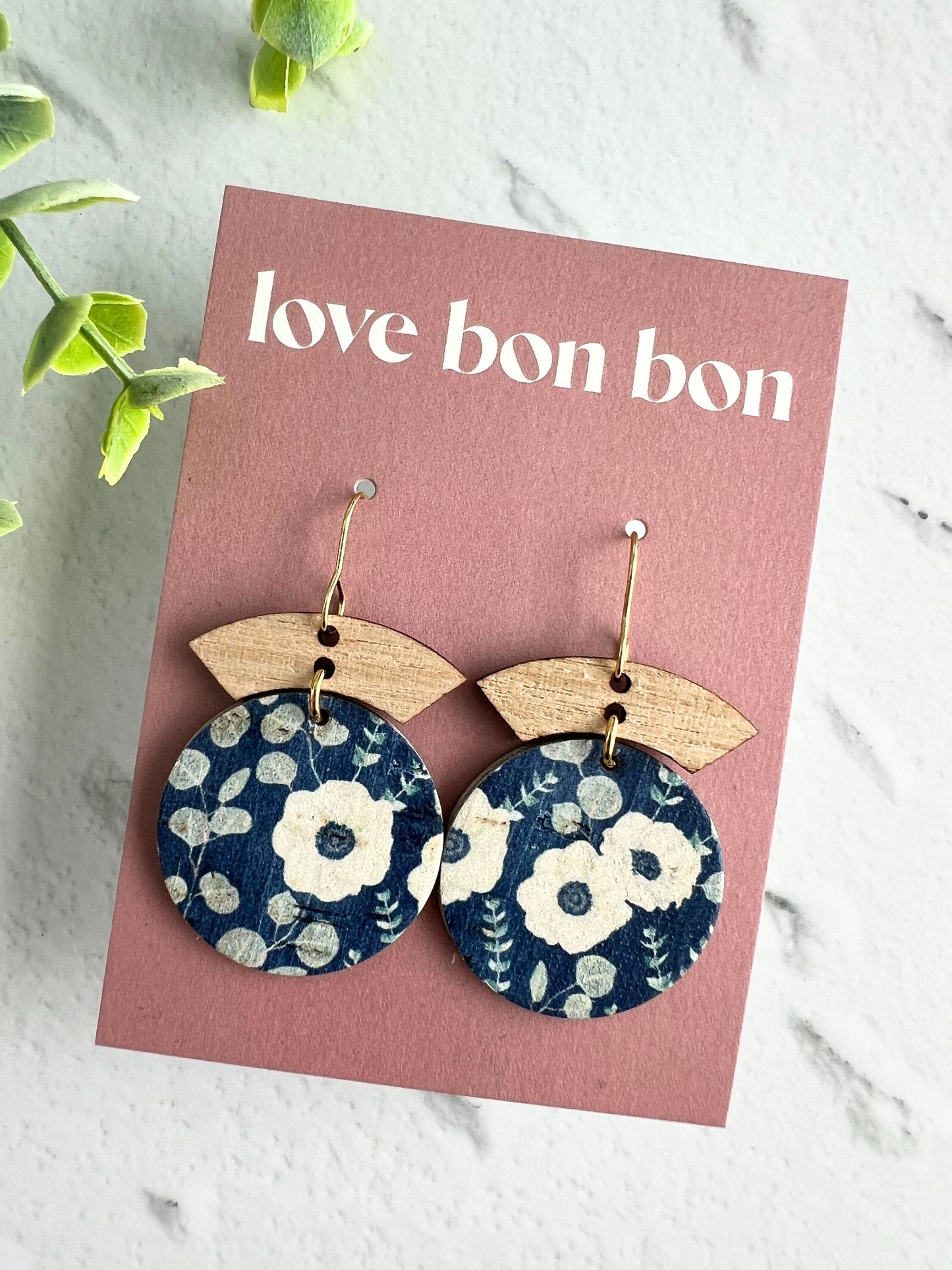 Cork and Leather Handmade Circle Earring with Wooden bar, dangle earring, handmade earring, hypo-allergenic stainless steel ear hook