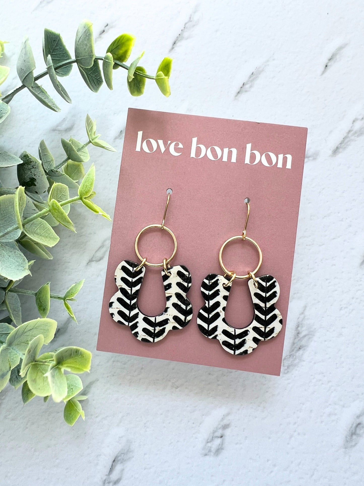 Adele - Scallop Dangle Earring