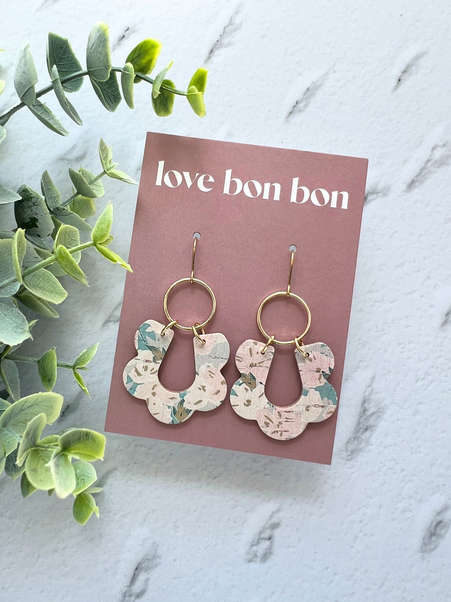 Adele - Scallop Dangle Earring