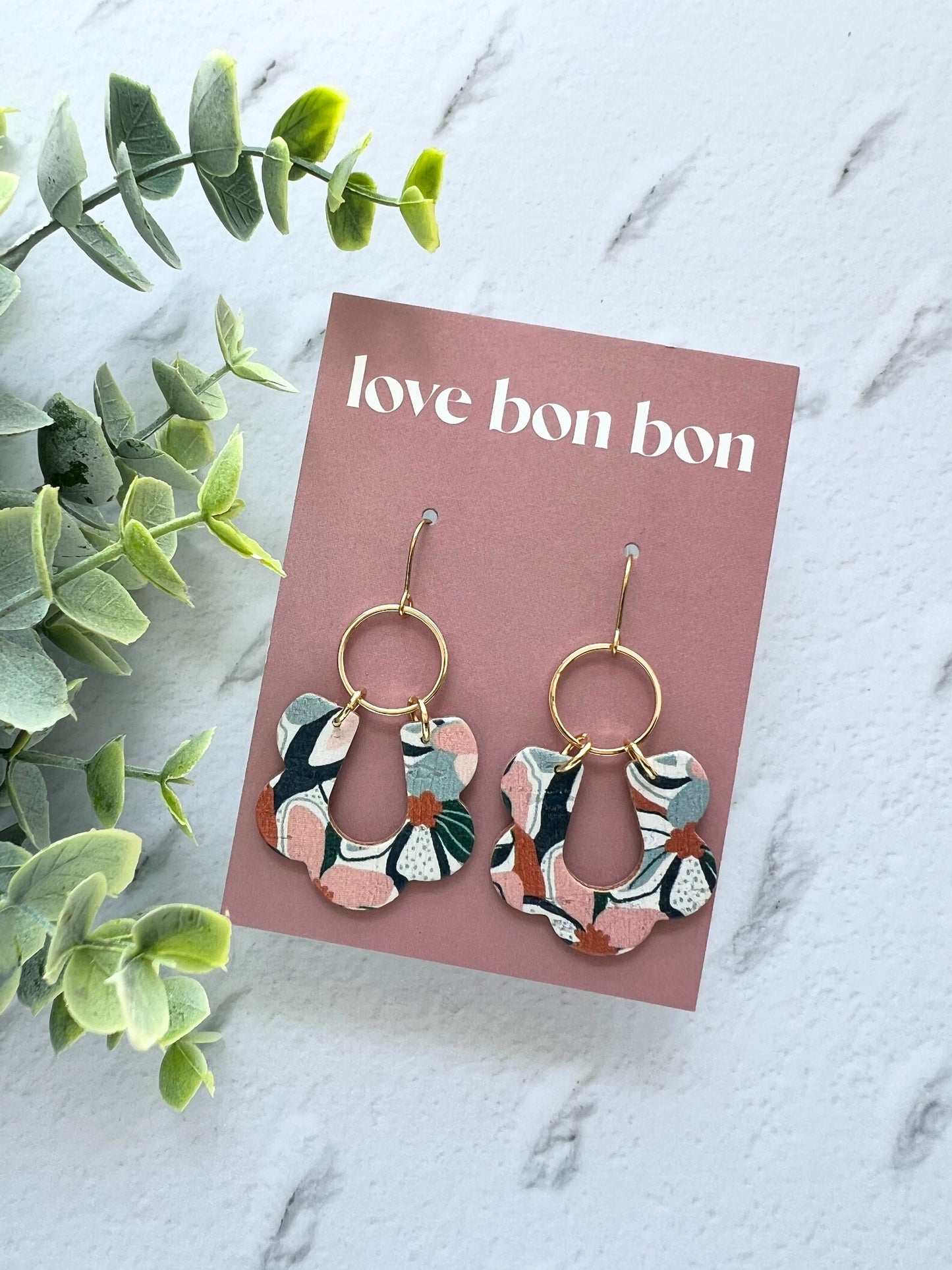 Adele - Scallop Dangle Earring