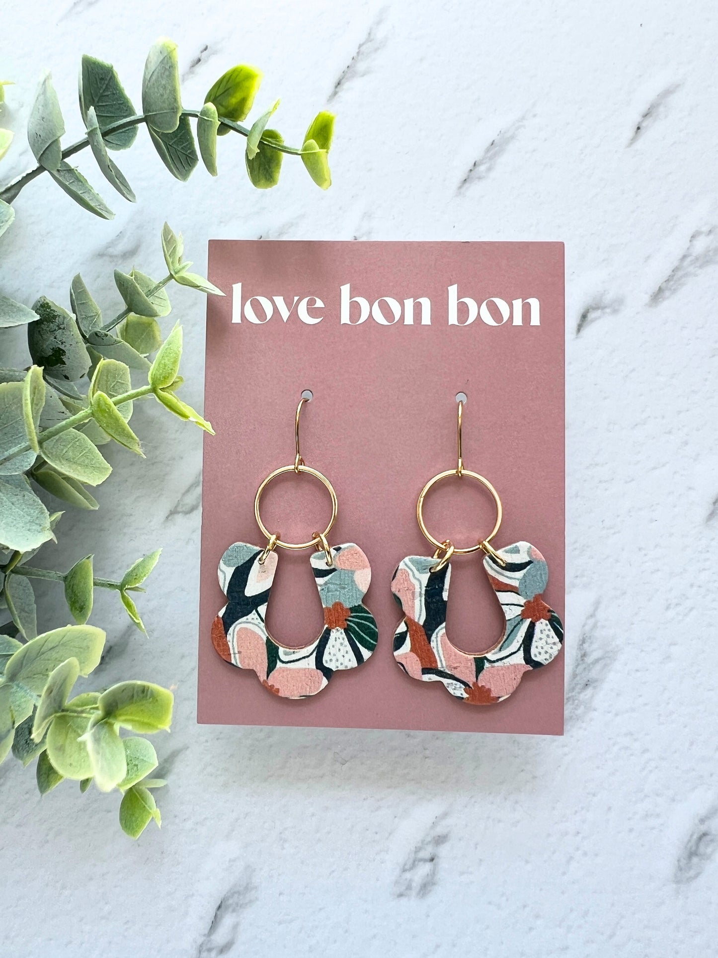 Adele - Scallop Dangle Earring