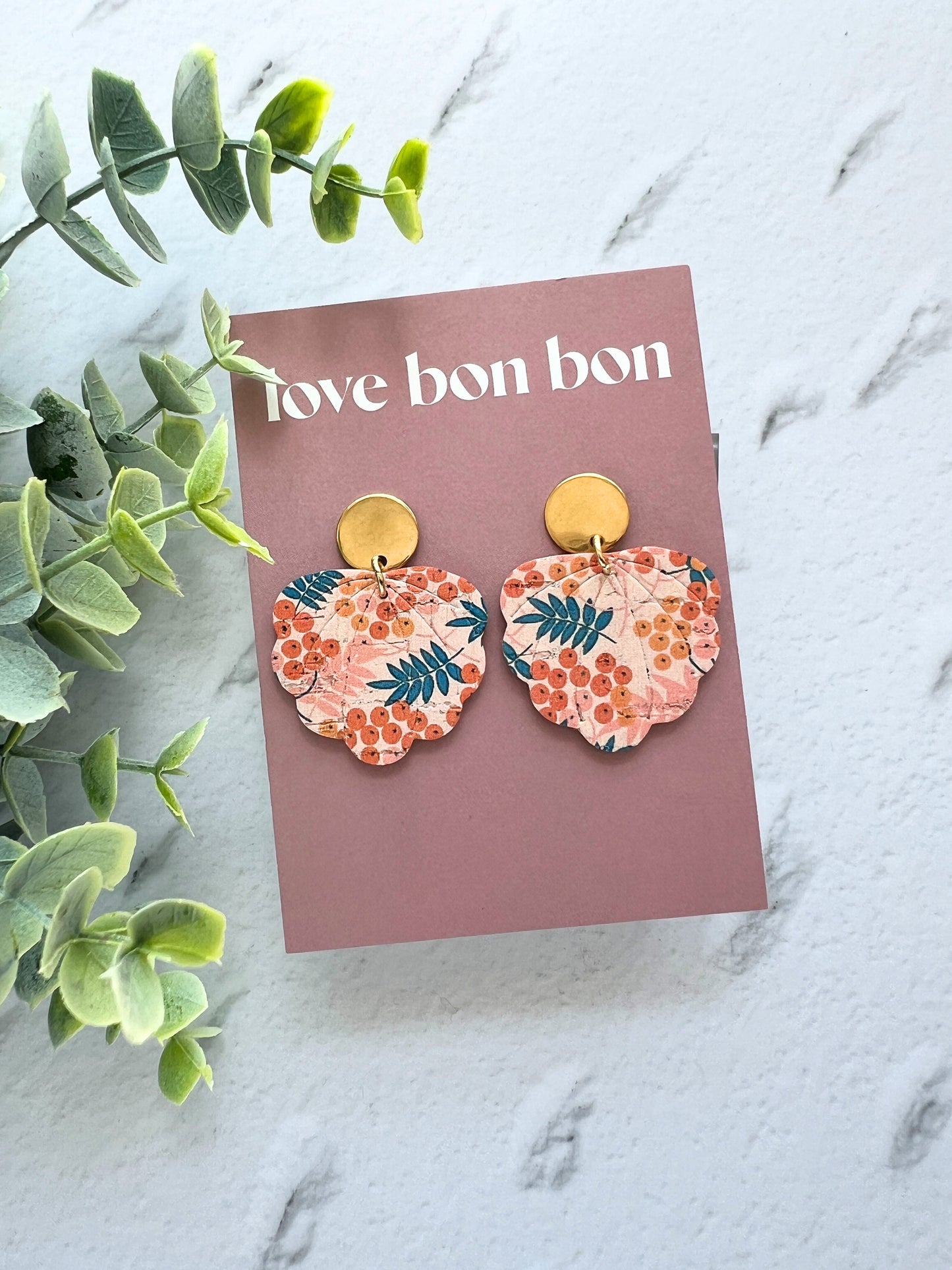 Juliet - Embossed Floral Scallop Dangle Earring
