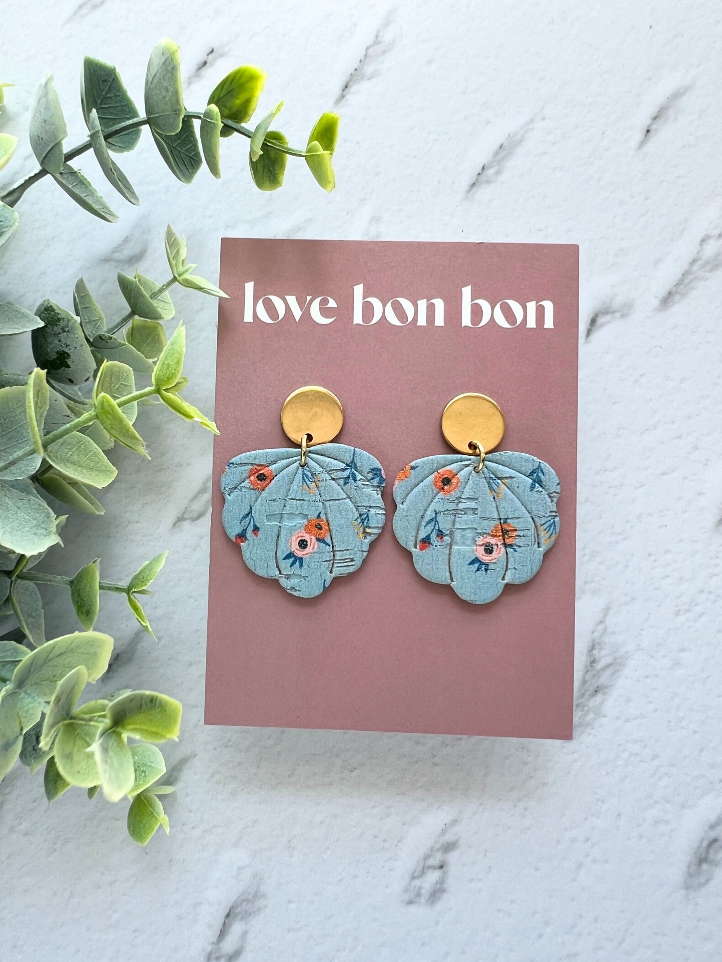 Juliet - Embossed Floral Scallop Dangle Earring