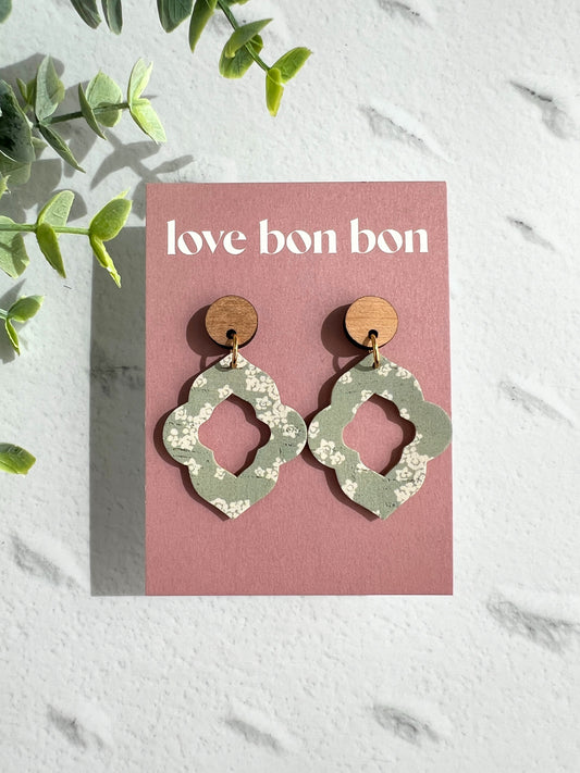Noelle - Scallop Cut Out Diamond Dangle Earring