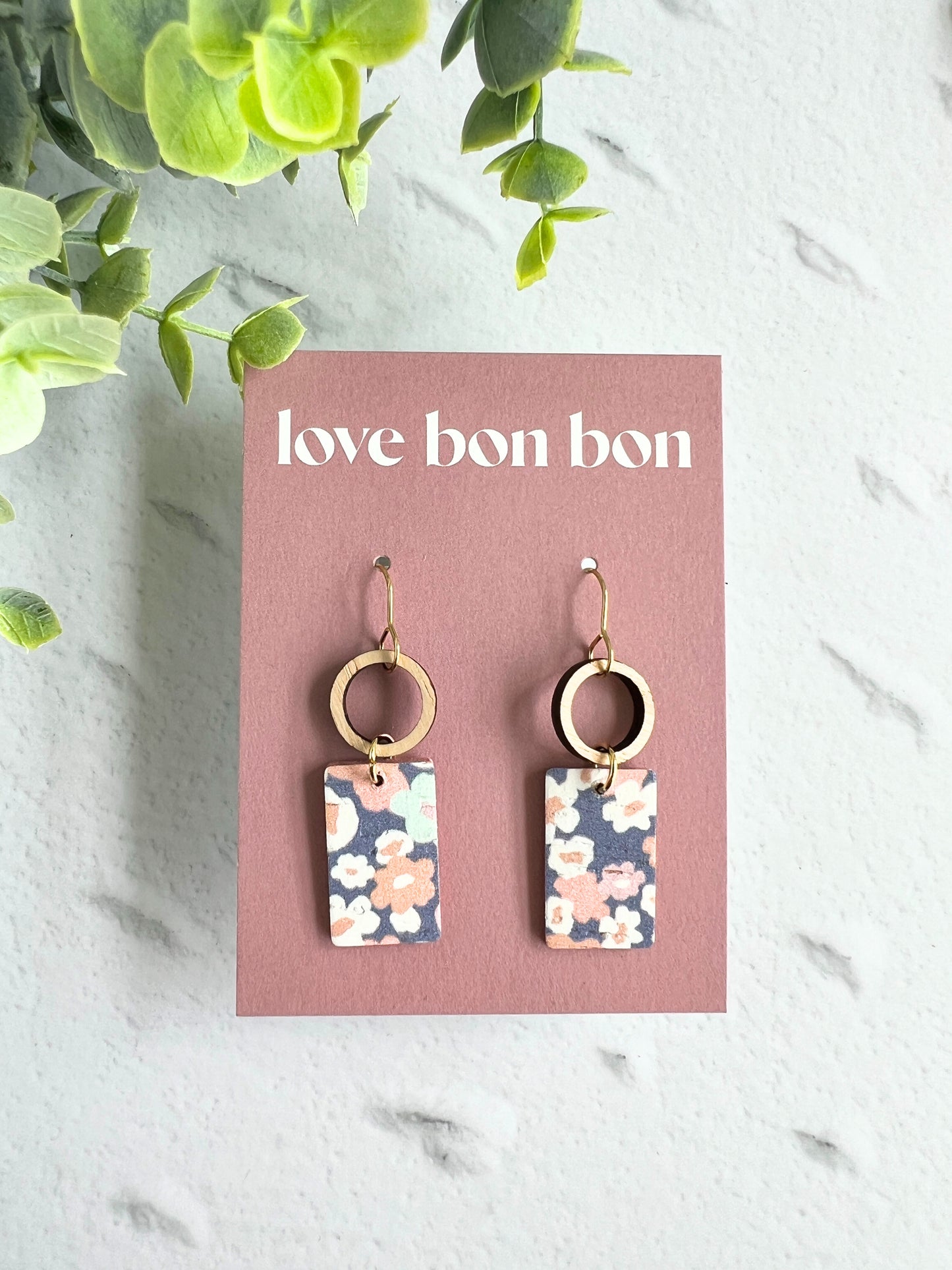 Tay - Wooden Circle & Rectangle Dangle Earring