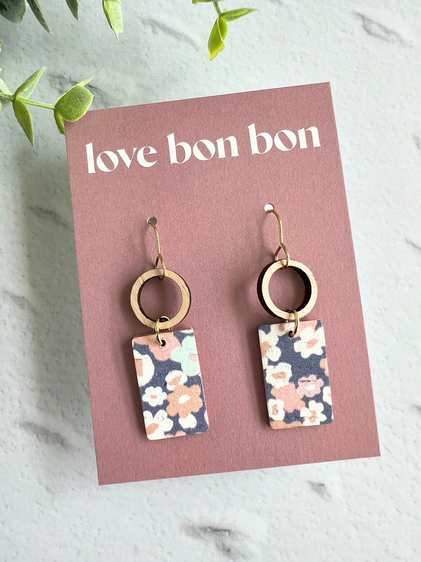 Tay - Wooden Circle & Rectangle Dangle Earring