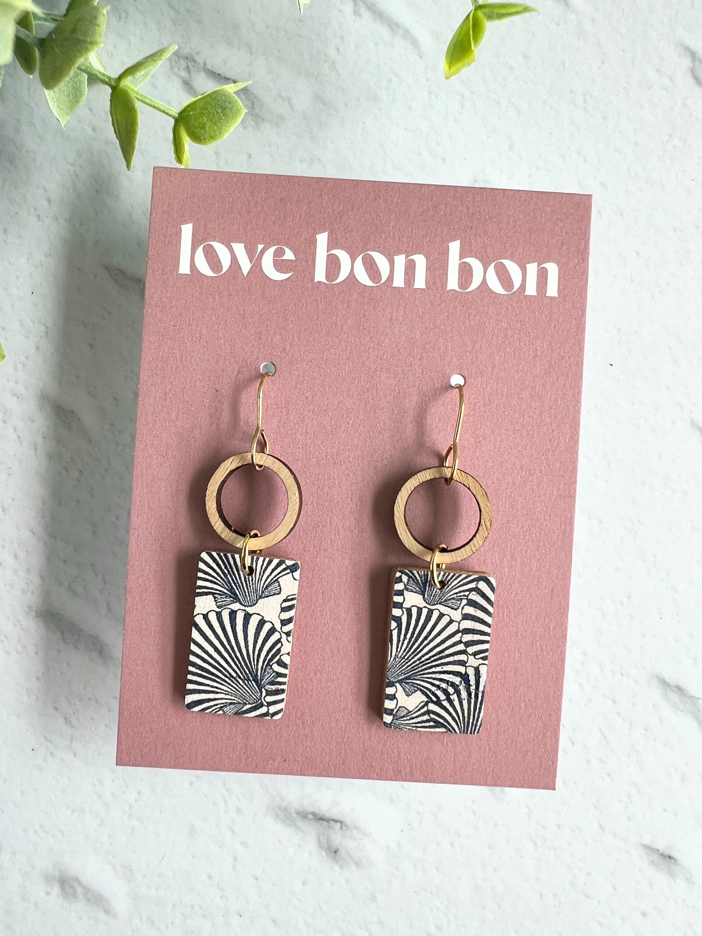Tay - Wooden Circle & Rectangle Dangle Earring